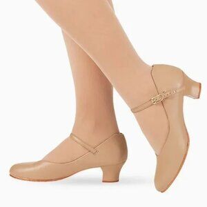 NEW Capezio Jr Footlight Character Leather Sole Dance Pumps Heels Shoes Caramel